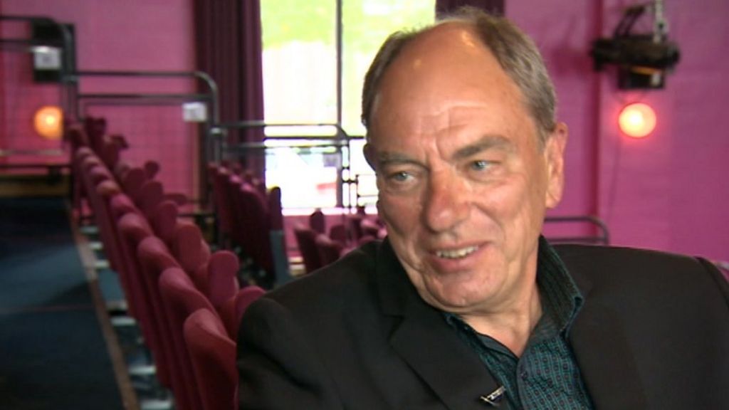 Stanley theatre honour for actor Alun Armstrong BBC News