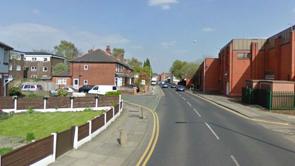 Motorcyclist dies as bike hits wall in Farnworth BBC News