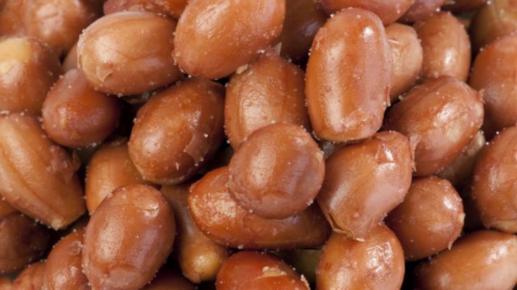 Peanut allergies 'Roasted worse than raw nuts' BBC News