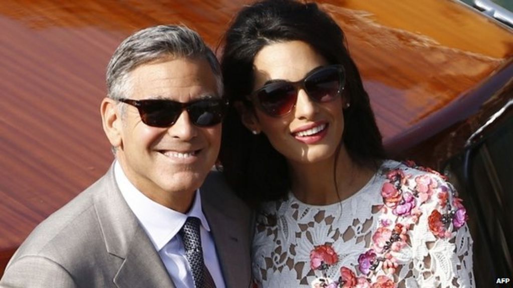 Clooney and wife Amal Alamuddin step out in Venice BBC News