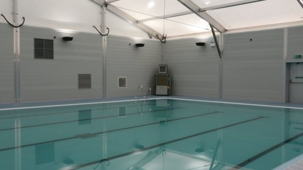 Temporary swimming facility for Dumfries nears completion BBC News