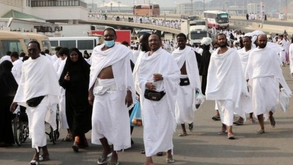 saudi-arabia-plays-down-ebola-concern-for-hajj-pilgrimage-bbc-news