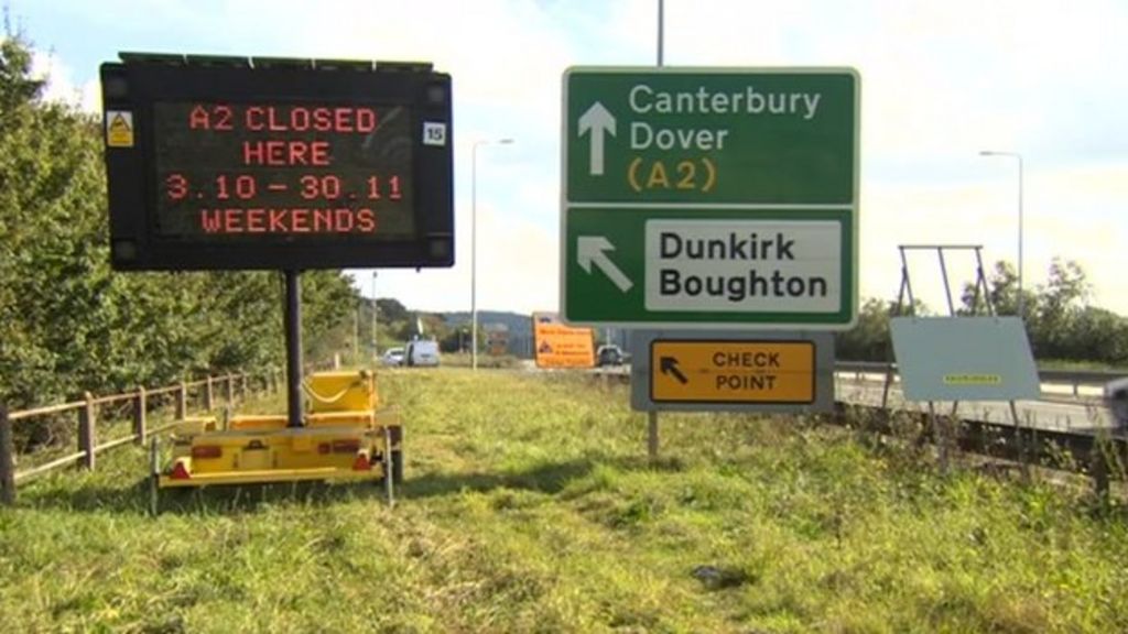 A2 diversion to Dover to get extra signs after 'traffic chaos' BBC News