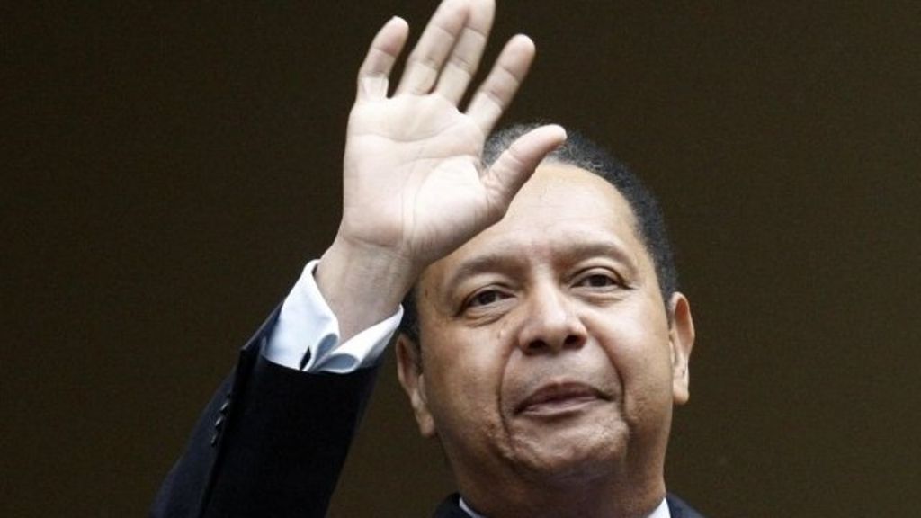 Former Haiti president Duvalier dies - BBC News