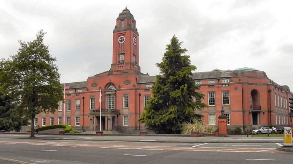 Trafford Council staff at risk in proposed £24m cuts BBC News