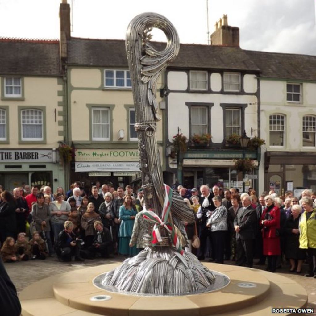 Holywell sculpture and history trail unveiled BBC News