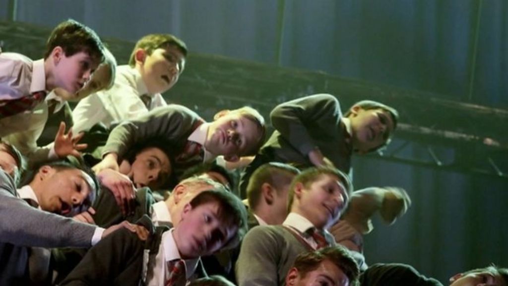 Boys from south Wales dance in Lord of the Flies - BBC News