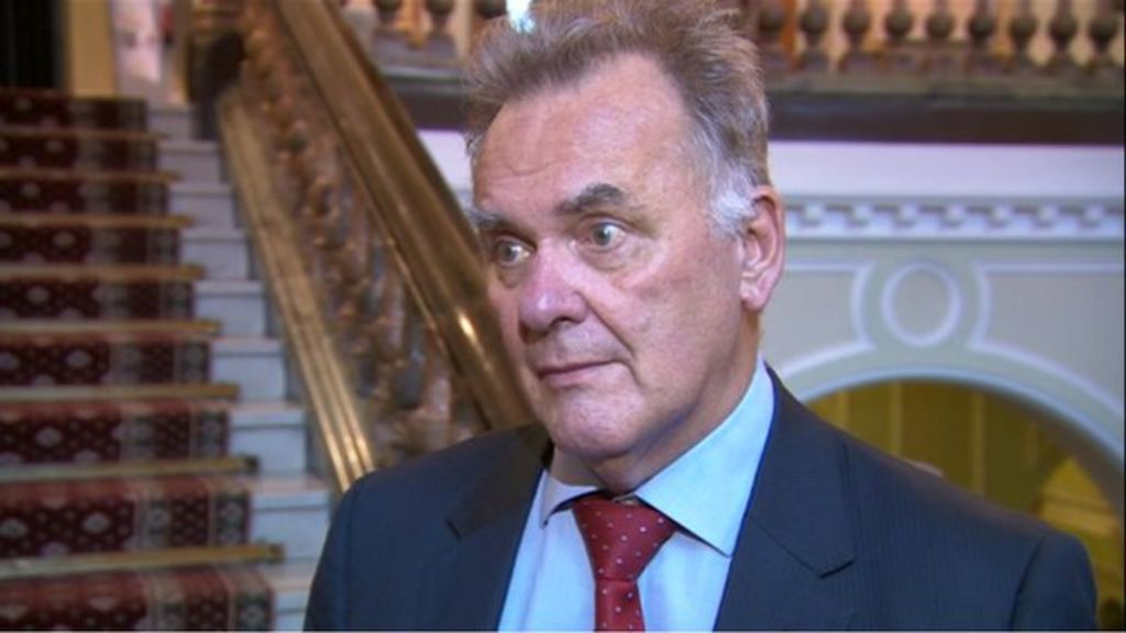 Birmingham City Council's leader has 'exaggerated' cuts, says MP  BBC News