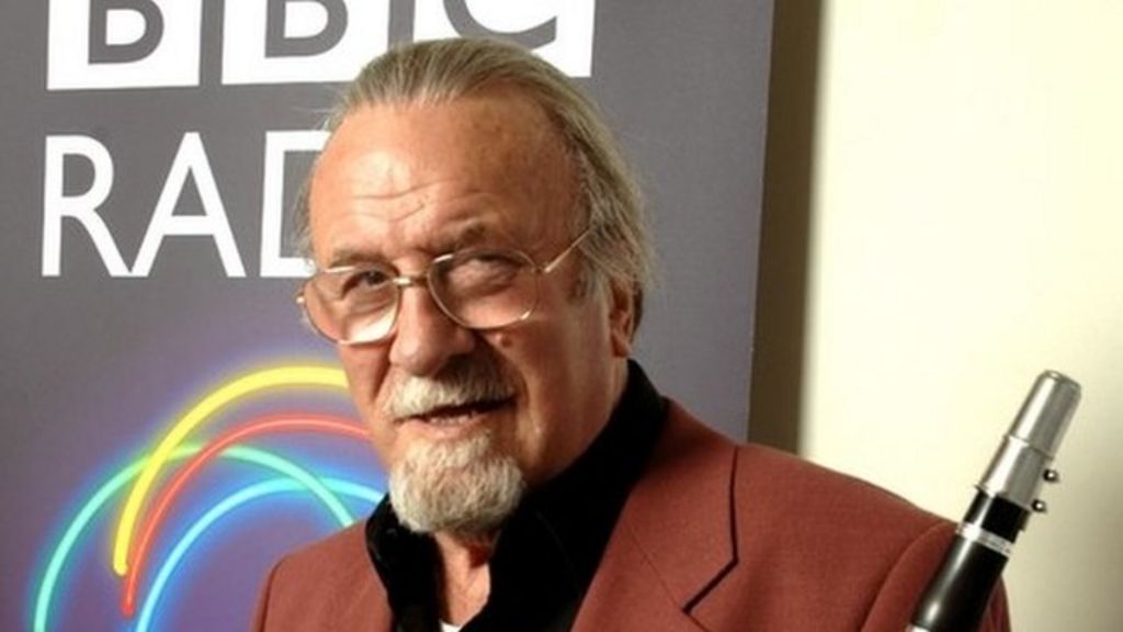 Acker Bilk: Legendary Jazz Clarinettist Dies Aged 85 - BBC News