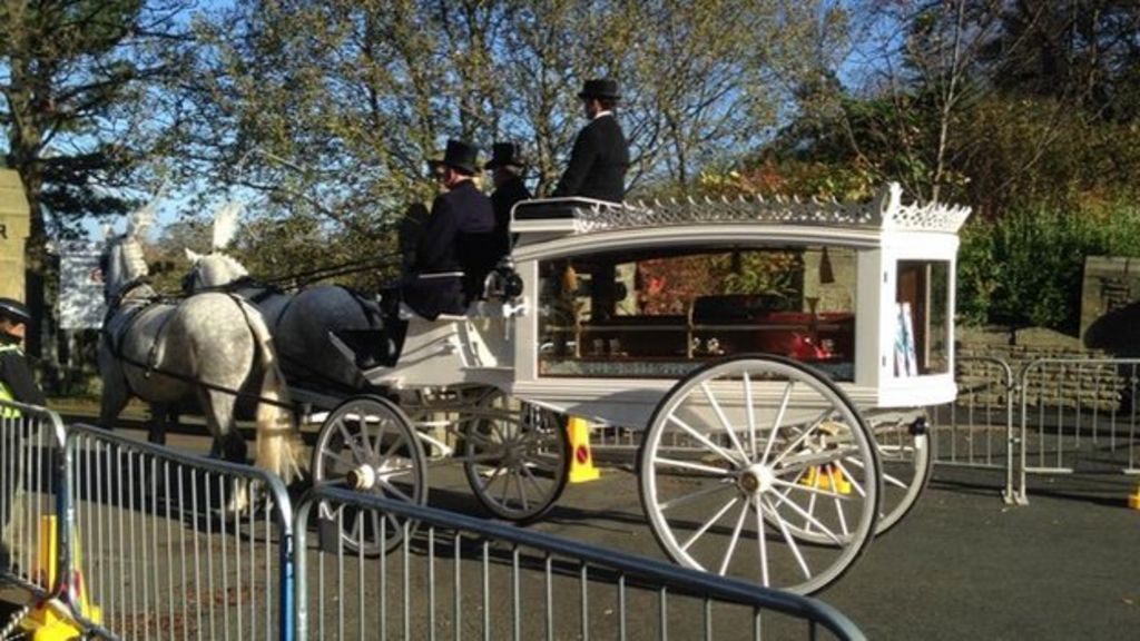Bradford Lad family deaths Hundreds attend funeral BBC News