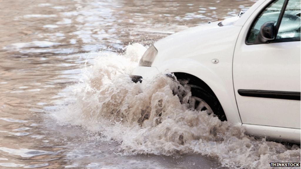 Forecasters warn of surface flooding in Scotland - BBC News