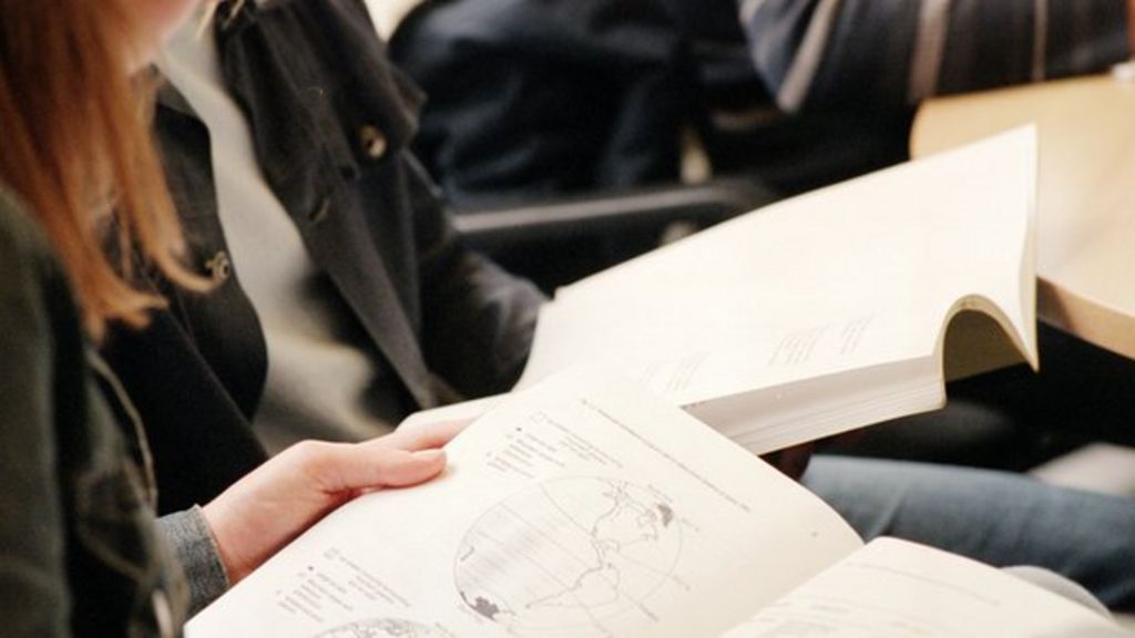 Irish secondary schools closed due to teachers' strike BBC News