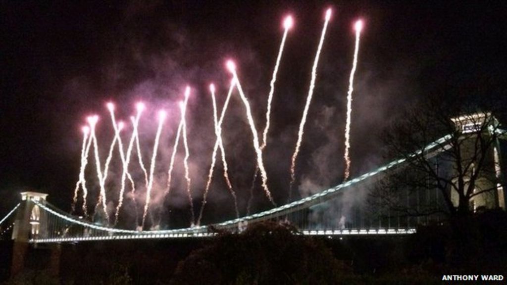 Clifton Suspension Bridge fireworks Thousands mark 150 years BBC News