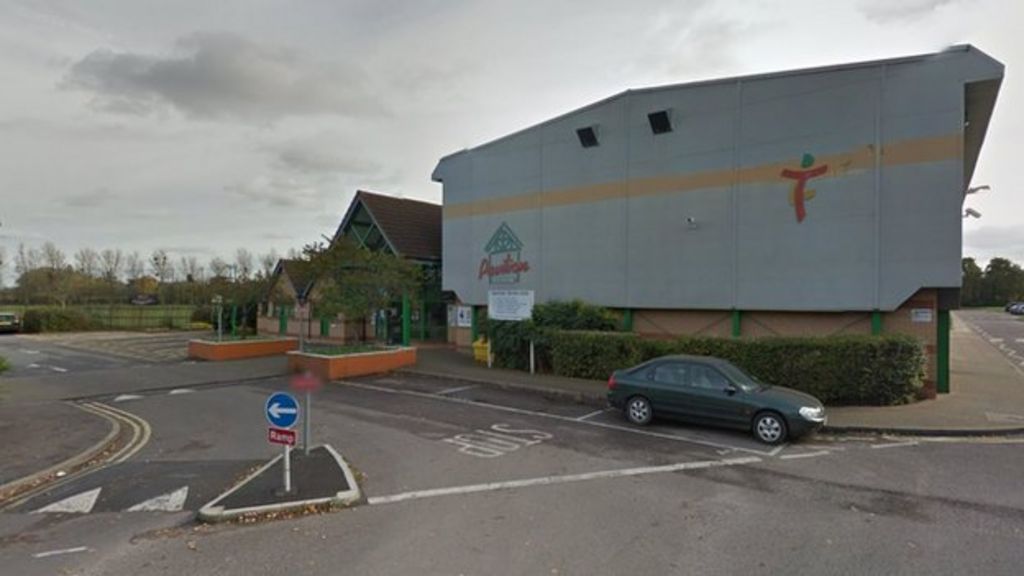 Taunton Blackbrook pool contract price rises by £400,000 BBC News