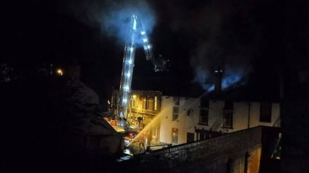 Monk Street in Abergavenny closed after 'serious' fire BBC News