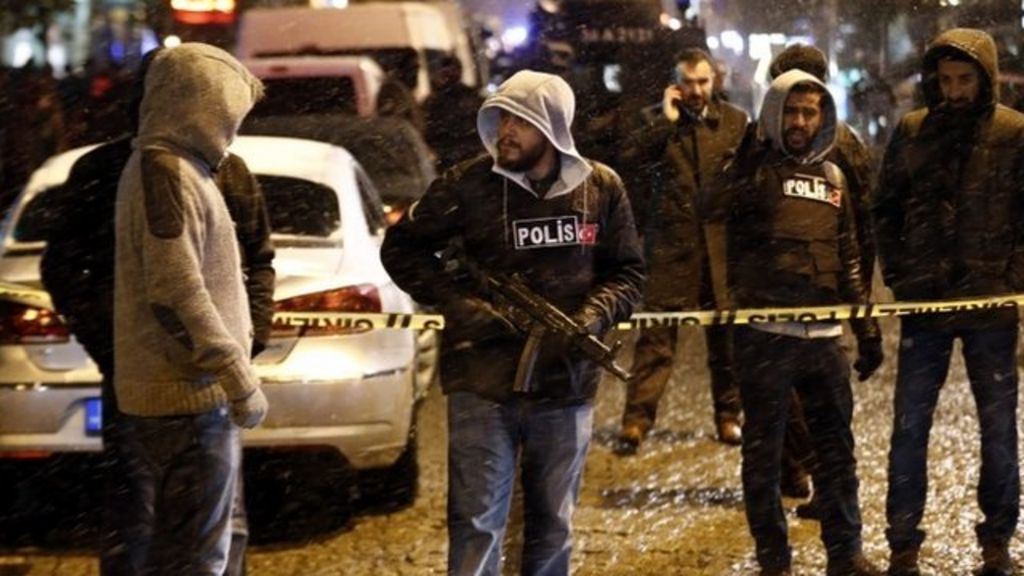 Female suicide bomber hits Istanbul