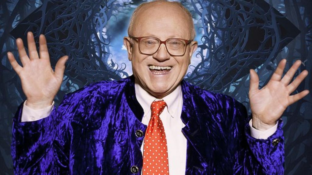 Ken Morley kicked off Celebrity Big Brother for 'racist language' - BBC ...