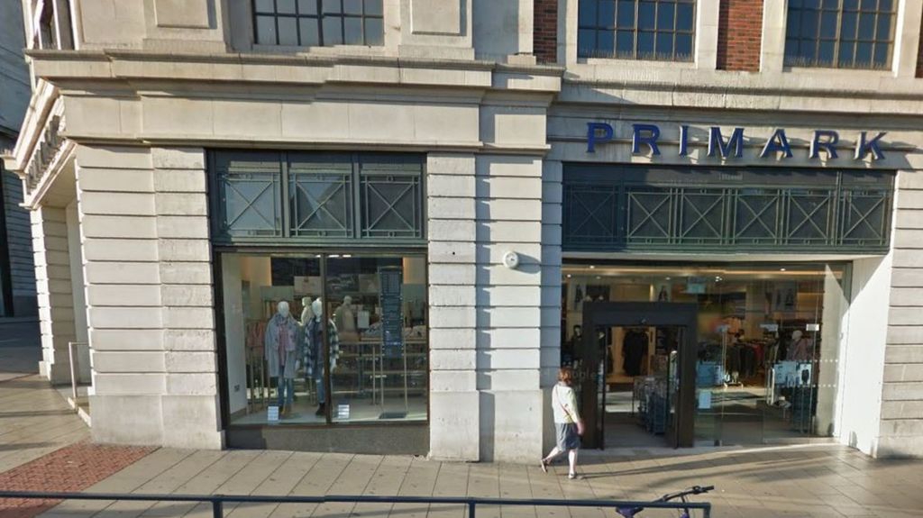Primark to close Leeds store on The Headrow BBC News