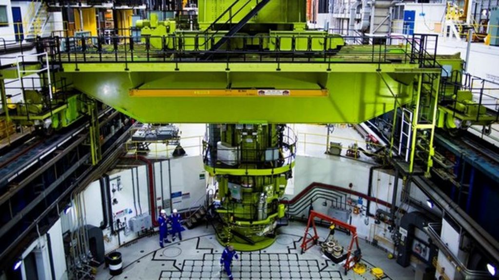 Hinkley Point B Reactor Shut Down For Maintenance - BBC News