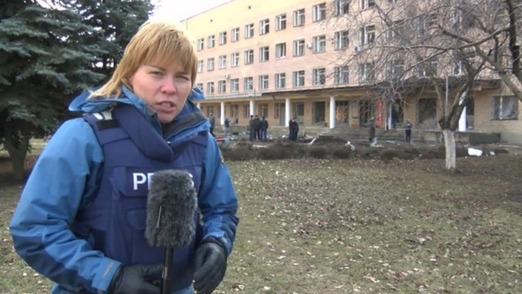 Ukraine Conflict Deadly Shell Hits Donetsk Hospital Bbc News