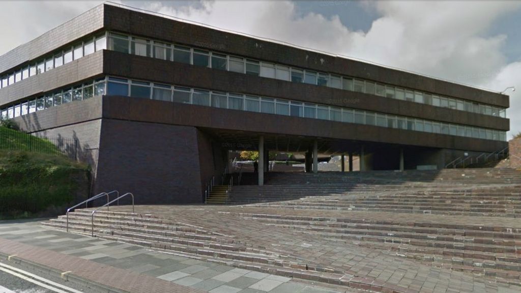 sunderland-council-tax-freeze-proposed-bbc-news