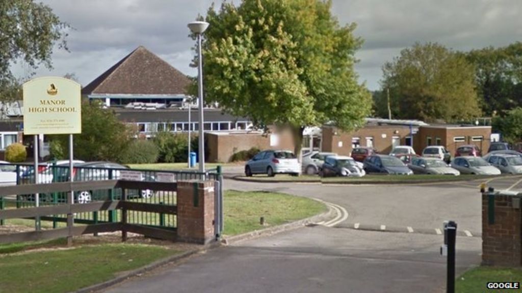 oadby-middle-school-changes-opposed-by-more-than-1-000-bbc-news