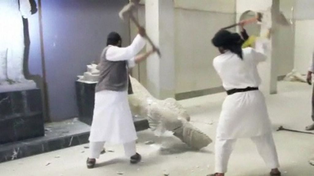 Islamic State 'destroys ancient statues in Iraq' - BBC News
