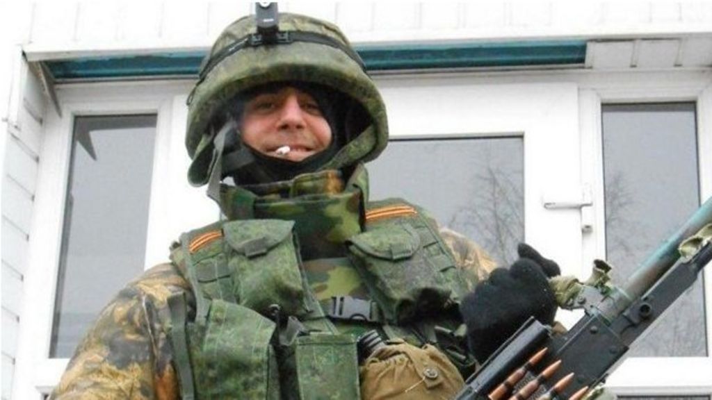 Ukraine conflict: Spanish suspects held for 'joining rebels' - BBC News