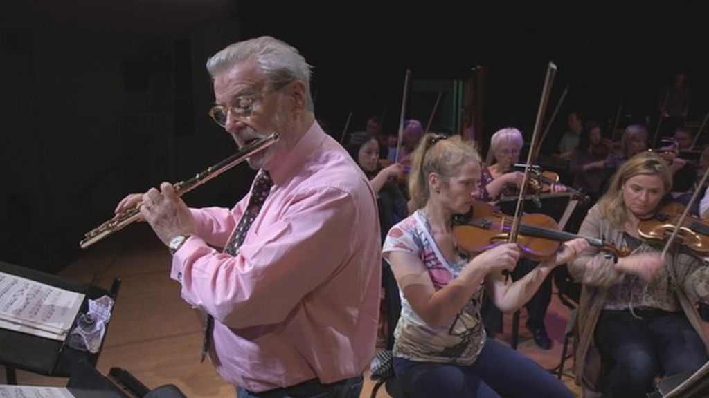 Sir James Galway Flute maestro reflects on his career BBC News