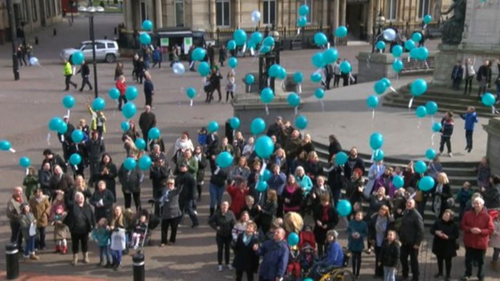Balloons released in Hull child mental health unit plea BBC News