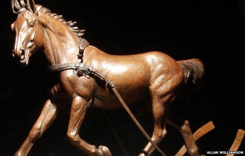 War horse statue at National Memorial Arboretum 'step closer' BBC News