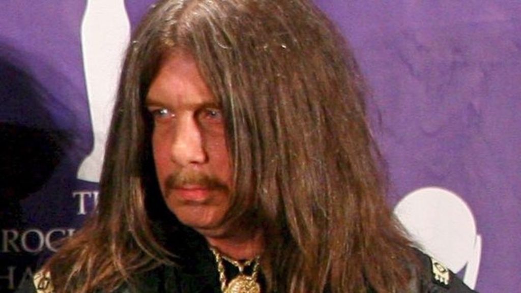 Lynyrd Skynyrd drummer Bob Burns dies in car crash BBC News