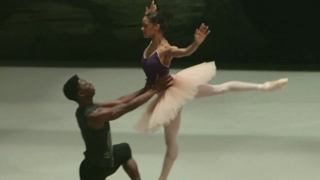 Black Ballerina Misty Copeland Takes The Lead In Swan Lake Bbc News 4675