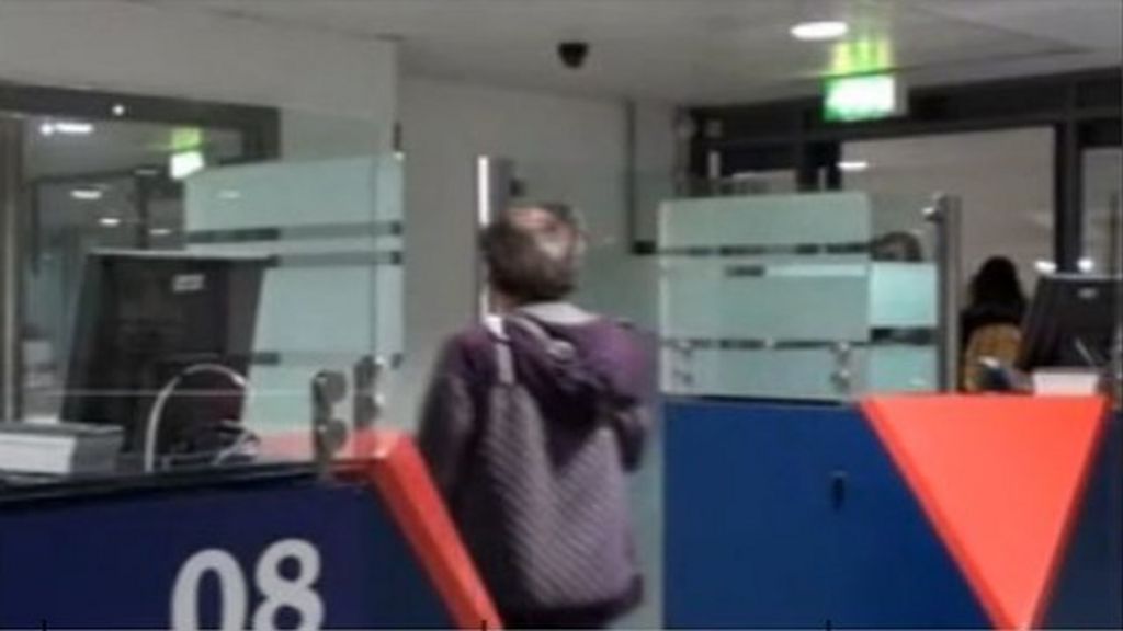 Manchester Airport 'security breach' investigated BBC News