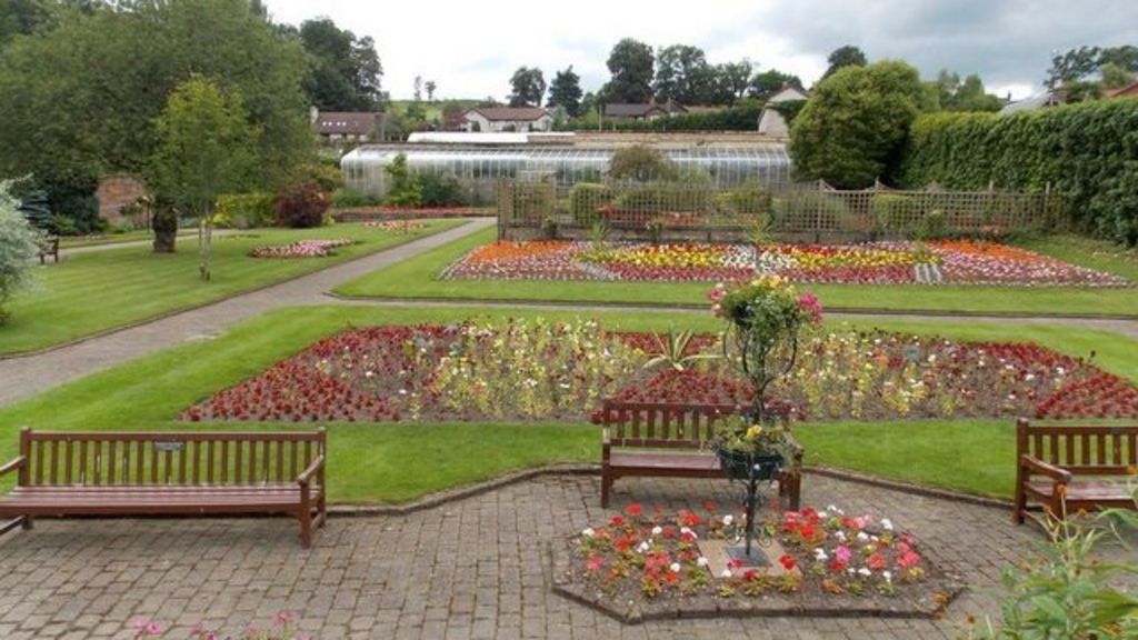 Hawick's Wilton Lodge Park at centre of new exhibition BBC News