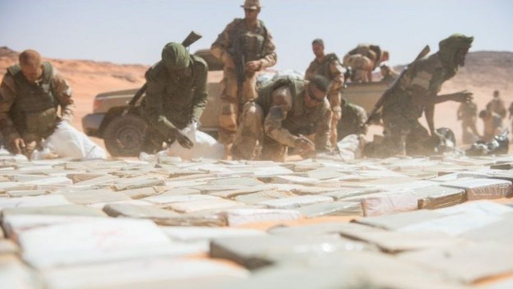 Sahara desert gun battle yields drugs haul, says France BBC News