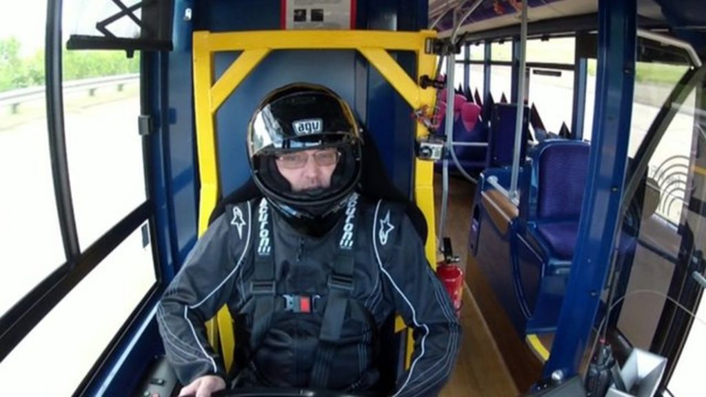 Reading Buses 'cow poo bus' sets speed record BBC News