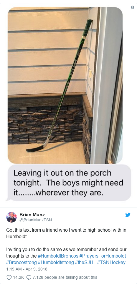 Twitter post by @BrianMunzTSN: Got this text from a friend who I went to high school with in Humboldt.  Inviting you to do the same as we remember and send our thoughts to the #HumboldtBroncos.#PrayersForHumboldt #Broncostrong #Humboldtstrong #theSJHL #TSNHockey 