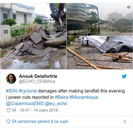 Twitter publication par @ECHO_CESAfrica: #IDAI #cyclone damages after making landfall this evening | power cuts reported in #Beira #Mozambique @CopernicusEMS @eu_echo 
