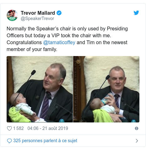 Twitter publication par @SpeakerTrevor: Normally the Speaker’s chair is only used by Presiding Officers but today a VIP took the chair with me. Congratulations @tamaticoffey and Tim on the newest member of your family. 