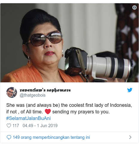 Ani Yudhoyono, warganet pakai tagar RIP ungkapkan rasa 