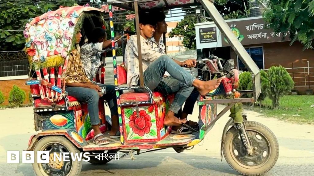 ব্যাটারিচালিত অটোরিকশা: কত ধরনের বিপদ আর ঝুঁকি তৈরি করছে?
