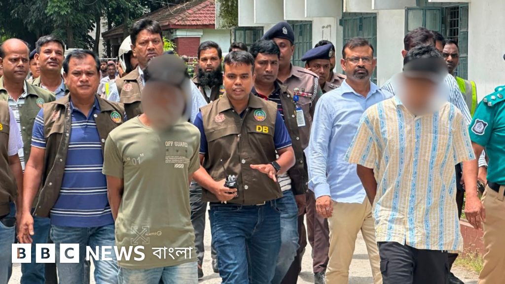 রংপুর শিক্ষক পরিবারের চারজনকে হত্যার ঘটনায় দুইজনকে গ্রেফতার করেছে পুলিশ