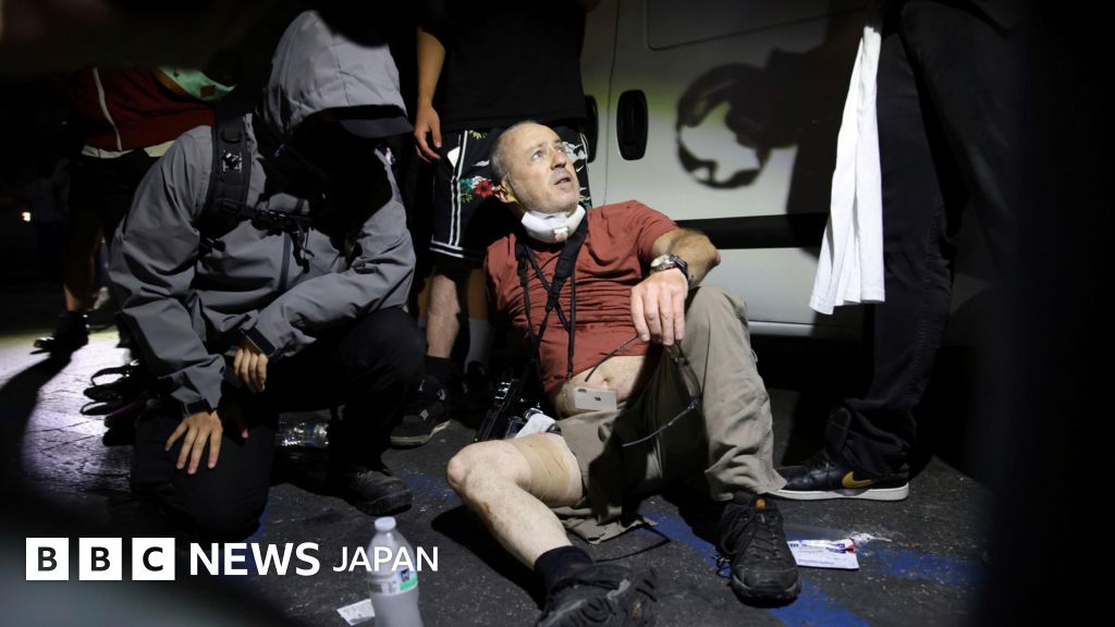 米ロサンゼルスの衝突、報道関係者が続けて撃たれる 非殺傷弾で - BBCニュース