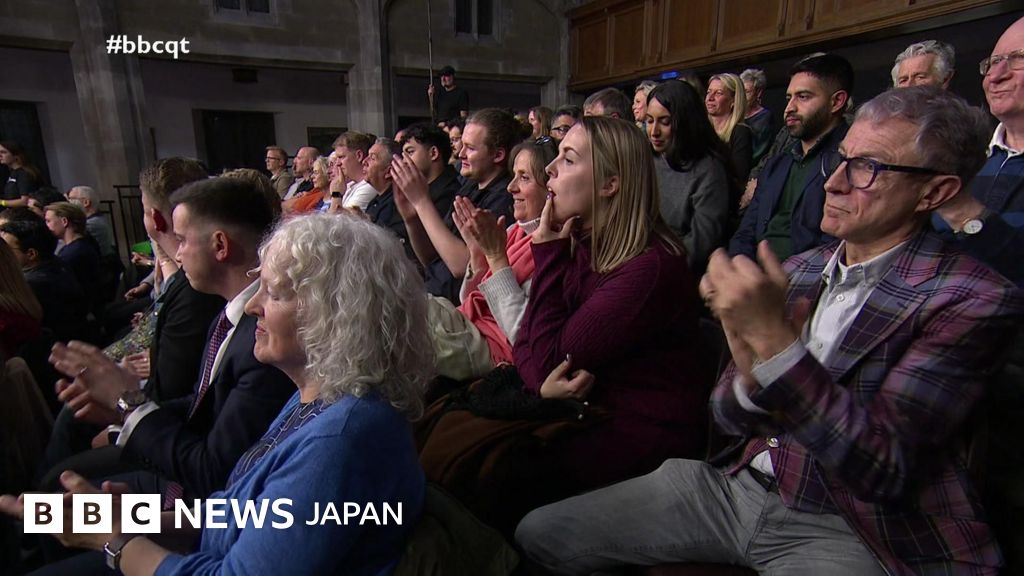 BBC番組収録中にアンドリュー氏の「王子」剝奪速報、観客や出演中の閣僚の反応は - BBCニュース