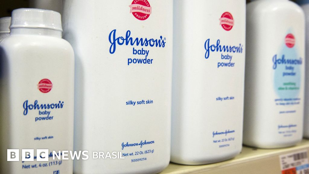 Johnson & Johnson oferece R$ 28 bilhões para encerrar processos que ligam uso de talco a câncer