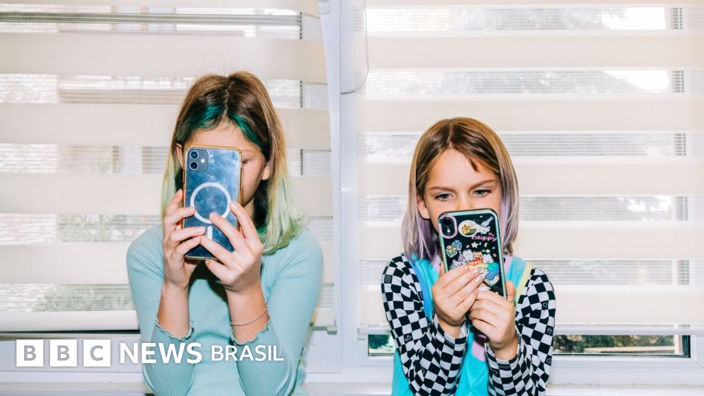 'Proibir redes sociais para jovens não será solução mágica', diz psicóloga canadense