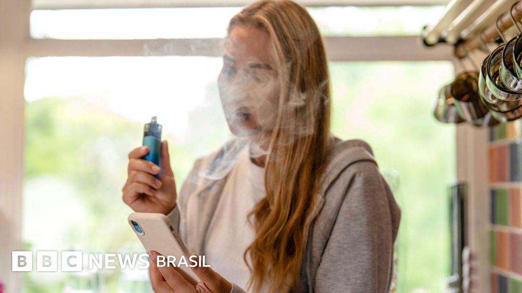 O alerta de médicos sobre o risco de cigarros eletrônicos para crianças e jovens