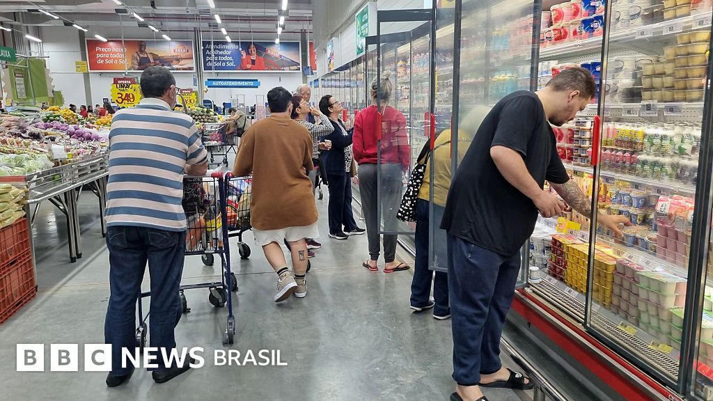 Trabalho no feriado: o que muda para farmácias, supermercados, comércio e outros setores afetados por nova regra em vigor