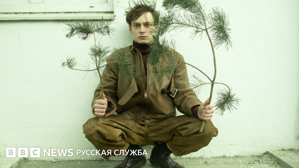 Актер Алексей Ярмущик, работавший в театре Безрукова, записал обращение к Путину. Что он сказал в своем видео — и после него?